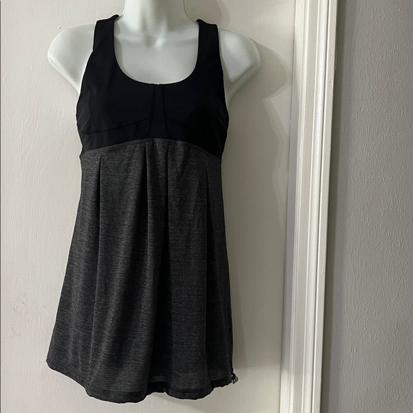 Lululemon Run: Your Heart Out Tank
Heathered Black / Black - Picture 8 of 11